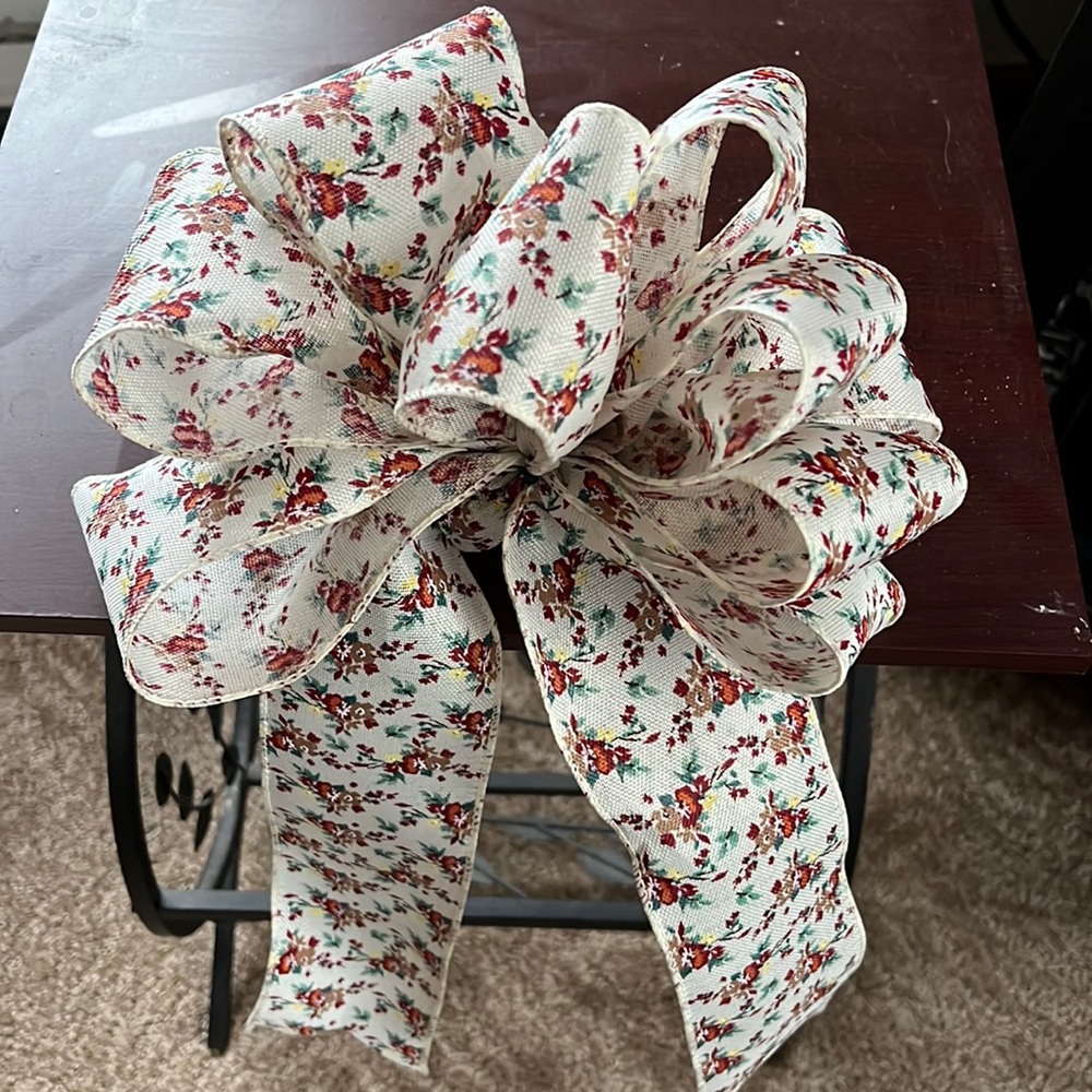 Wreath Bow